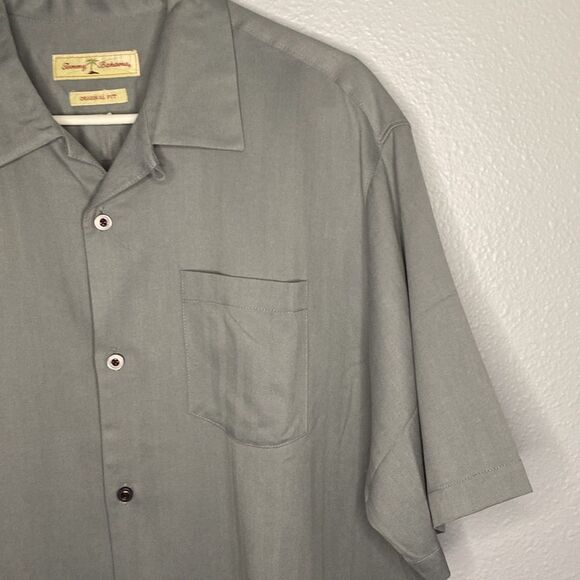 Tommy Bahama Gray Green Button Up Soft Shirt Size Large - Picture 4 of 12